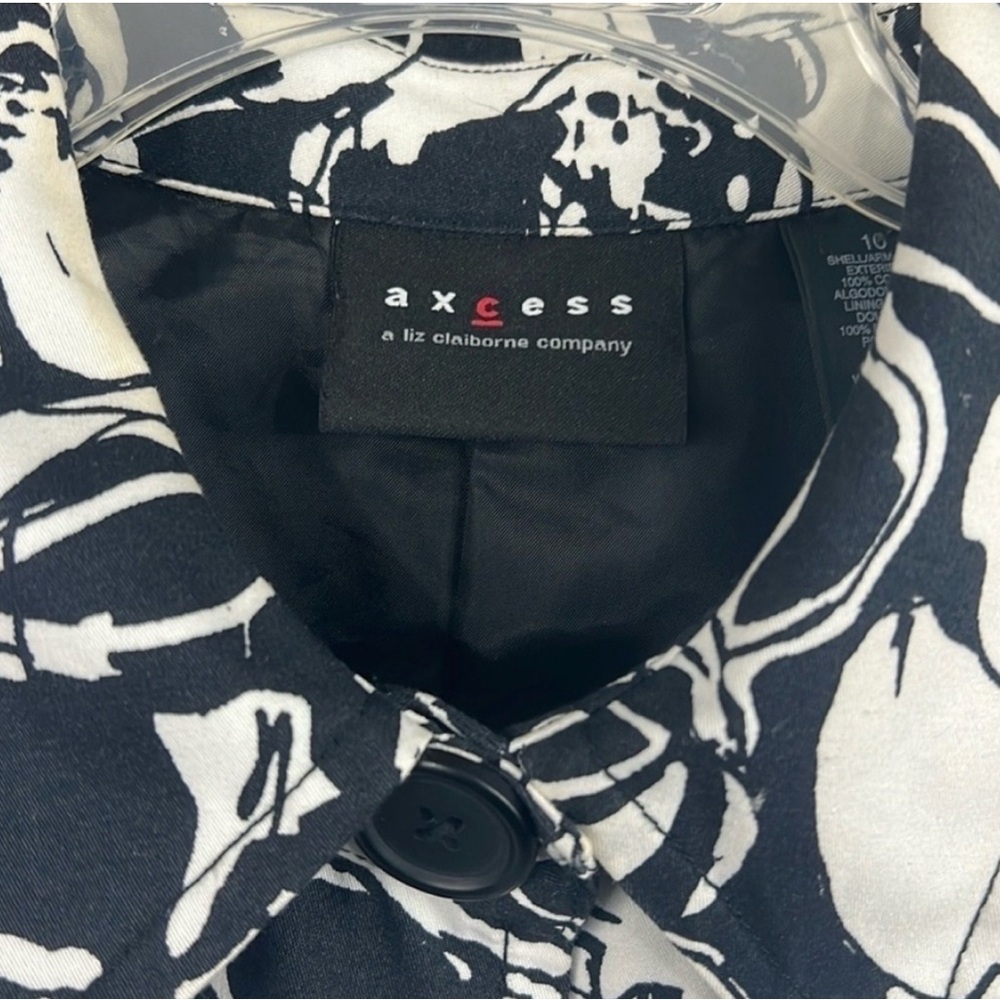 Liz Claiborne Black and White Floral Trench Coat - Picture 7 of 8